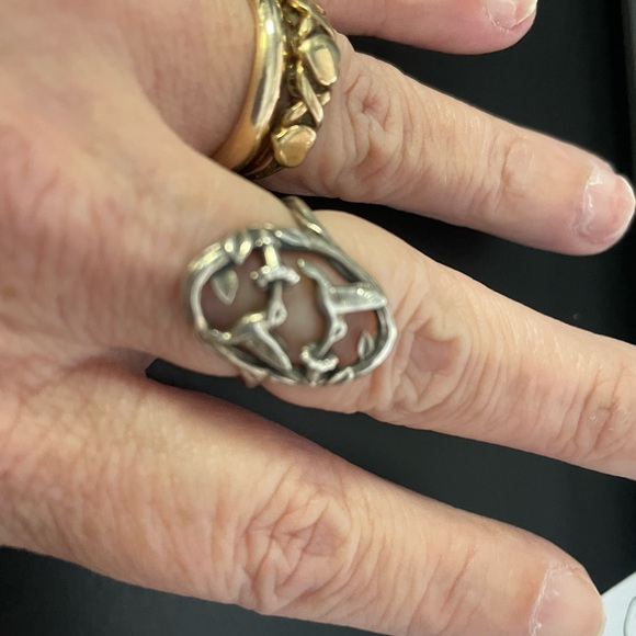 James Avery Oval Humming Bird Ring Sz 7 - Picture 2 of 3